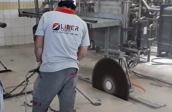 Hidrolik Makinesi İle Beton Kesme Uygulaması